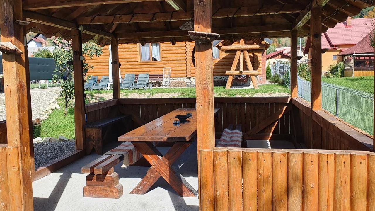 Cabana Alesia, Relaxare La Poalele Raraului Câmpulung Moldovenesc المظهر الخارجي الصورة