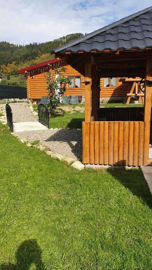 Cabana Alesia, Relaxare La Poalele Raraului Câmpulung Moldovenesc المظهر الخارجي الصورة